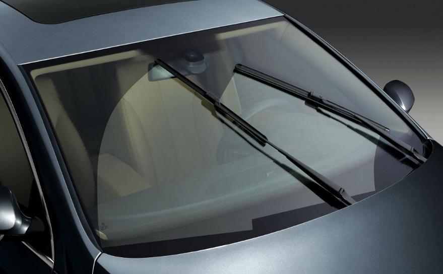 曹德旺与王健林演讲,王健林对曹德旺说给员工涨工资