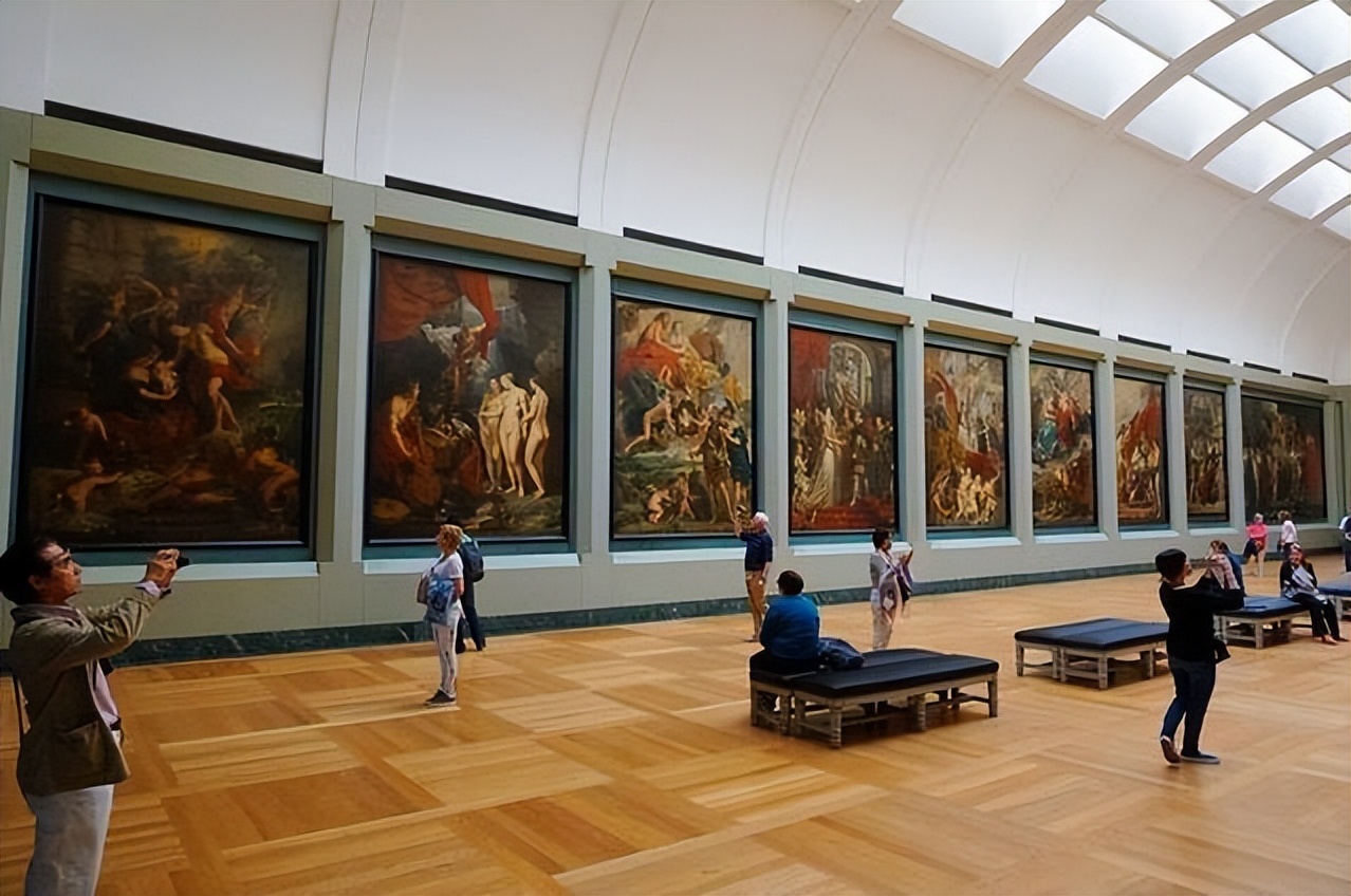 法国卢浮宫绘画简介,法国巴黎的卢浮宫有什么画作