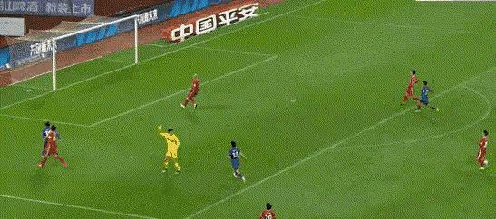 中超最新积分榜成都蓉城2-0广州队申花1-0梅州武汉长江跳出降级区