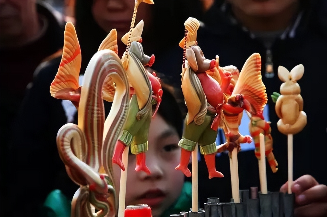 民间艺术吹糖人的发明者 (吹糖人是中国民间传统艺术吗)