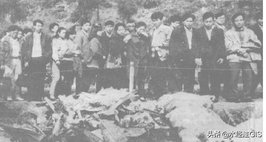 广西东航mu5735航班坠毁事故原因,东航mu5735梧州客机空难搜救现场