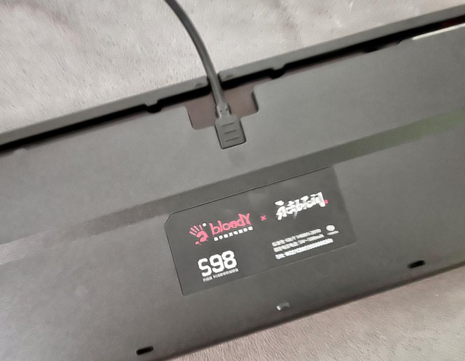 热插拔rgb是什么,热插拔rgb机械键盘300元