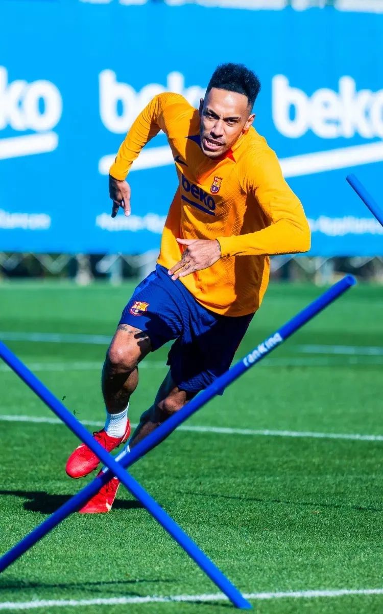 奥巴梅扬谈效力巴萨,奥巴梅扬解约