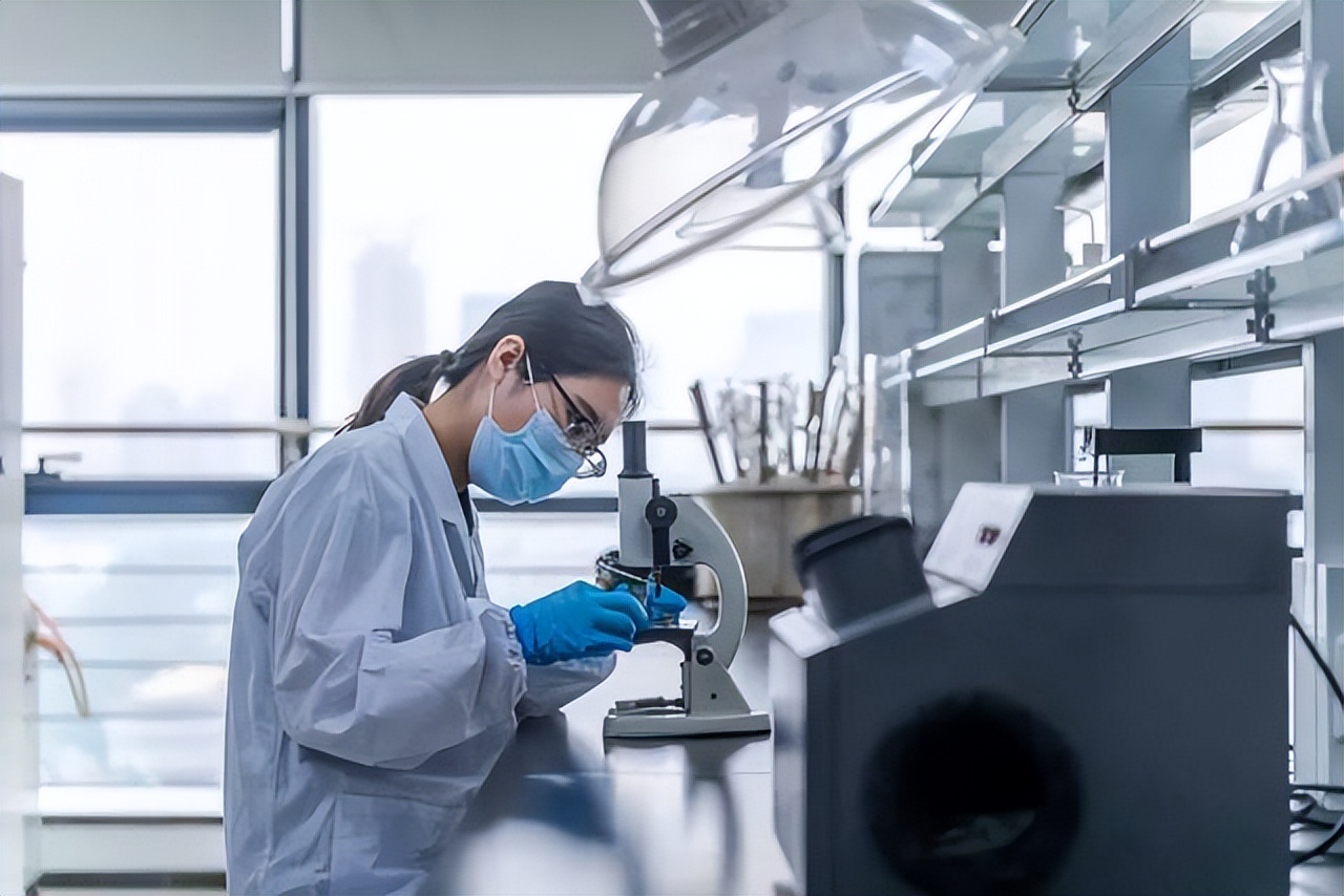 一部撼动医疗体系的电影！“印度仿制药代购”陆勇，真实情况心酸