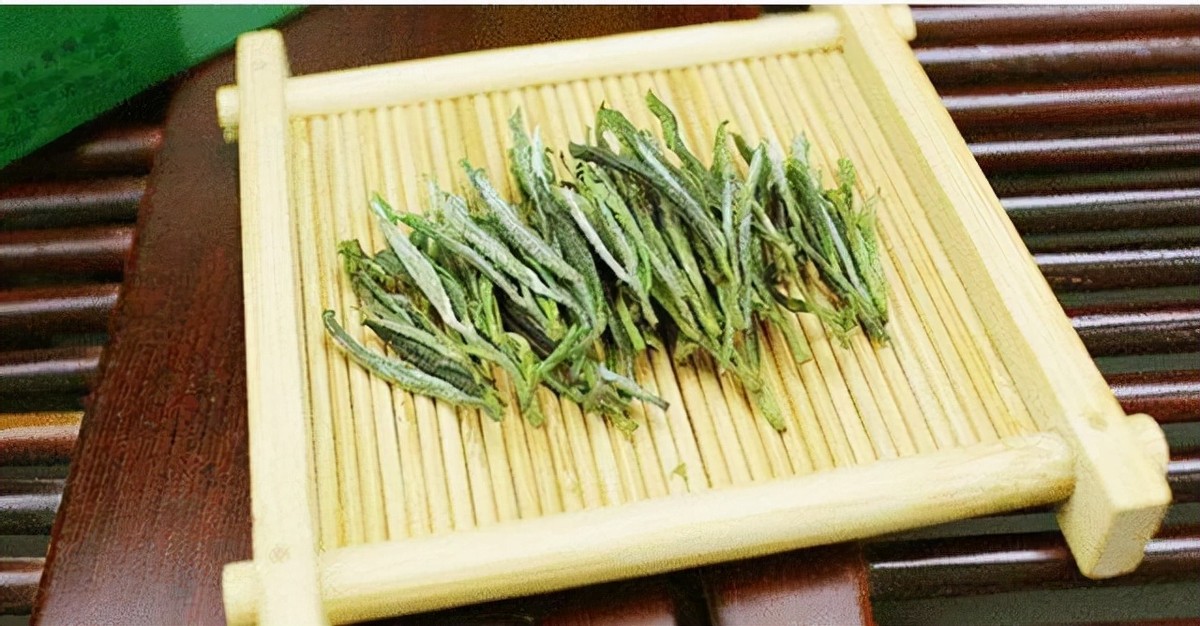 野史：雍正喝茶，店家说毛尖五百文一斤，太监：三十两一斤