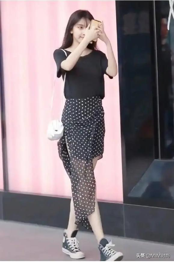 三款裙子配哪种鞋漂亮,适合搭配仙女裙的秋冬鞋子分享