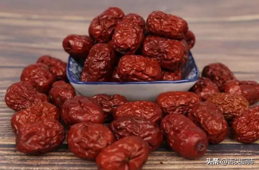 气血不足吃喝点什么补气血,气血不足吃什么能补气血