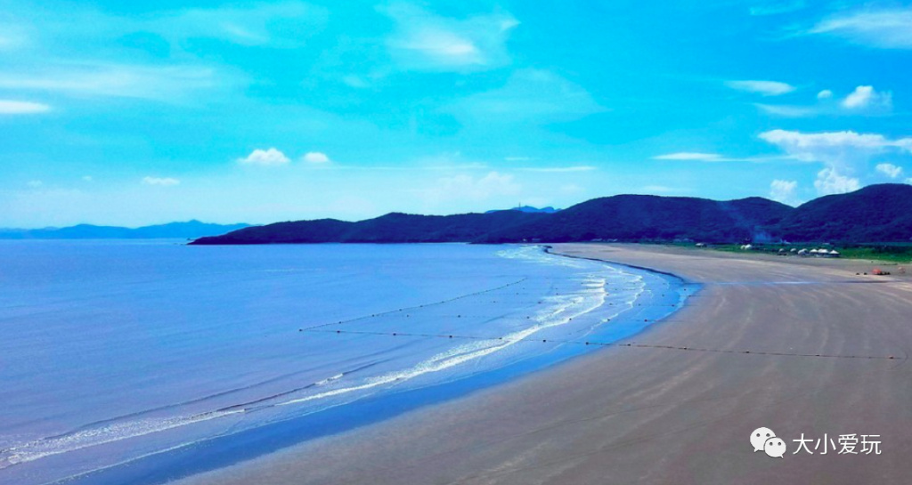 这座颜值逆天的“千岛之城”坐拥金沙白浪，还有机会偶遇荧光海哦