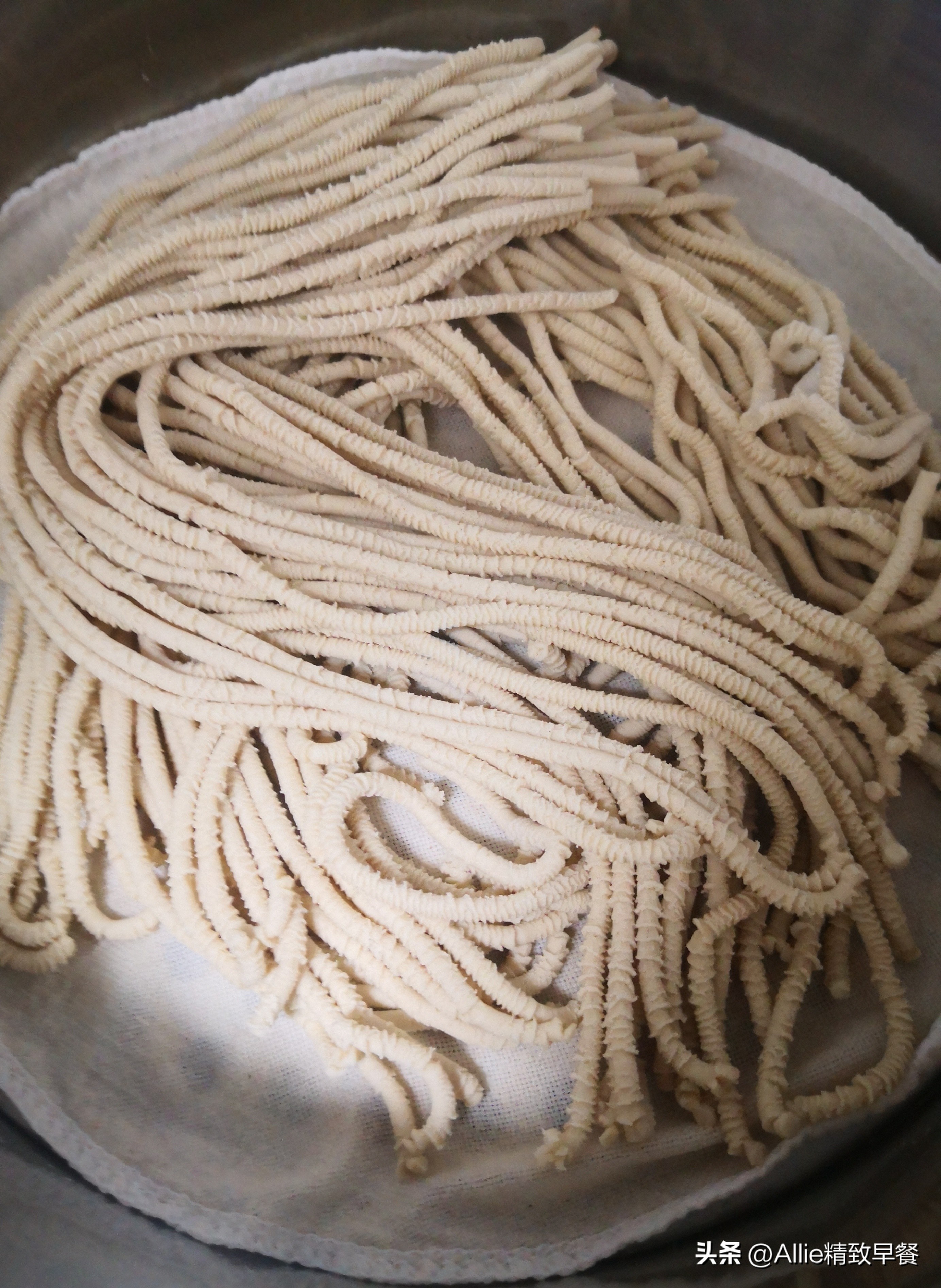 天气太热不想吃大鱼,凉拌莜面详细做法