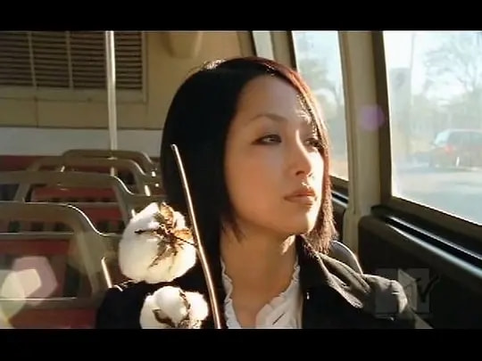 “偏执歌后”中岛美嘉：凭一首歌拉低日本自杀率，失聪仍坚持歌唱