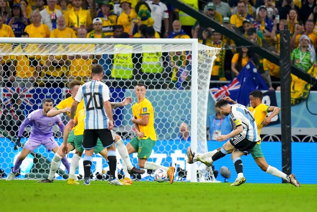 每天英语学习-中英新闻-20221204