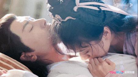 成毅袁冰妍电视剧吻戏片段,成毅袁冰妍小竹林吻戏花絮