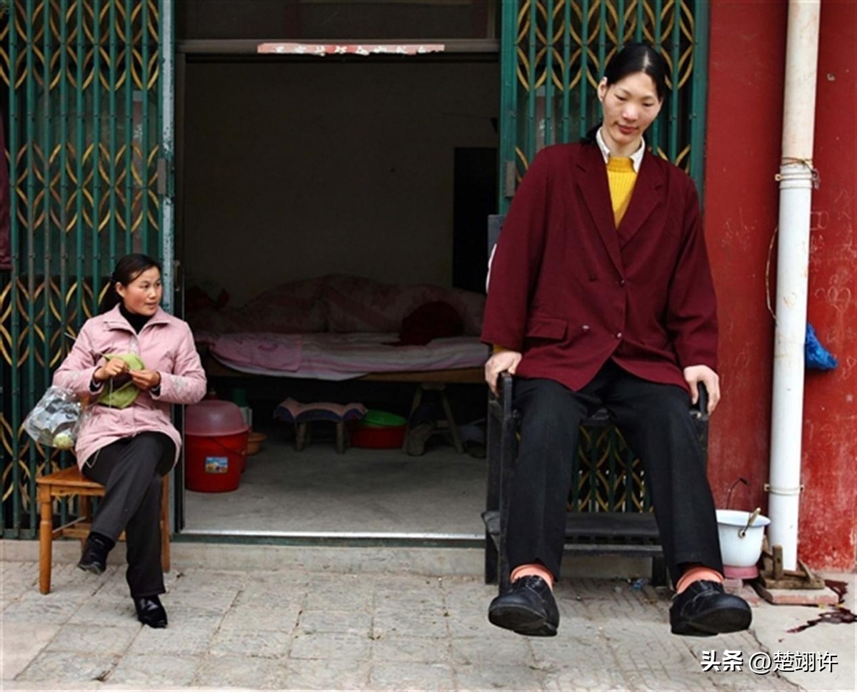 安徽女巨人姚德芬身高,女巨人姚德芬一生简历