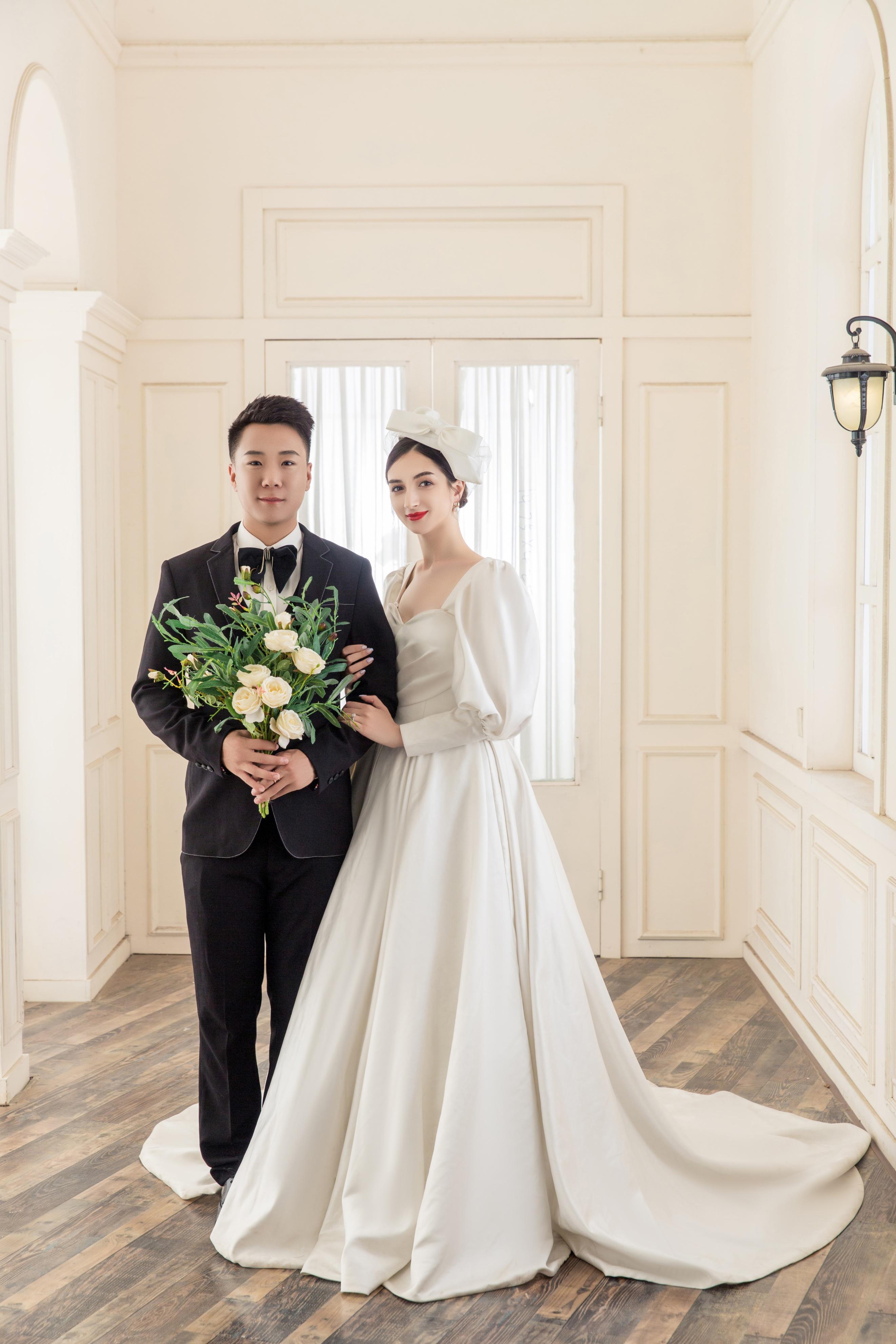 中国60岁大叔娶乌克兰美女,天津小伙娶了两个俄罗斯姑娘