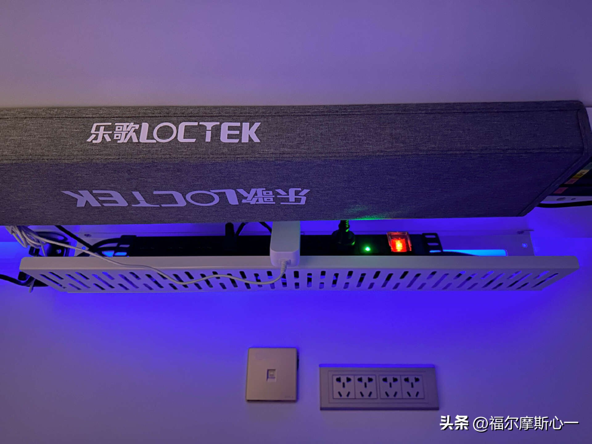 如何打造自己的电脑桌,如何合理布局电脑桌