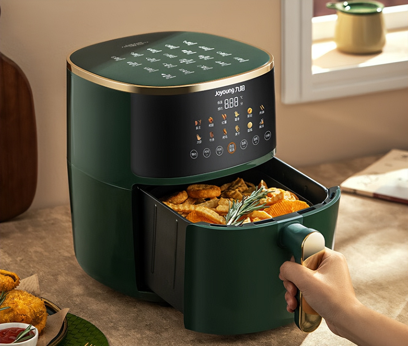 苏泊尔空气炸锅甄选,东方甄选黑椒肠空气炸锅