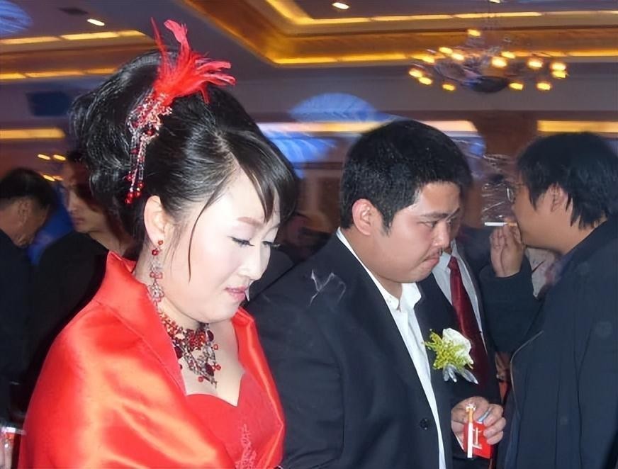 赵本山和葛淑珍近照,赵本山离了几次婚