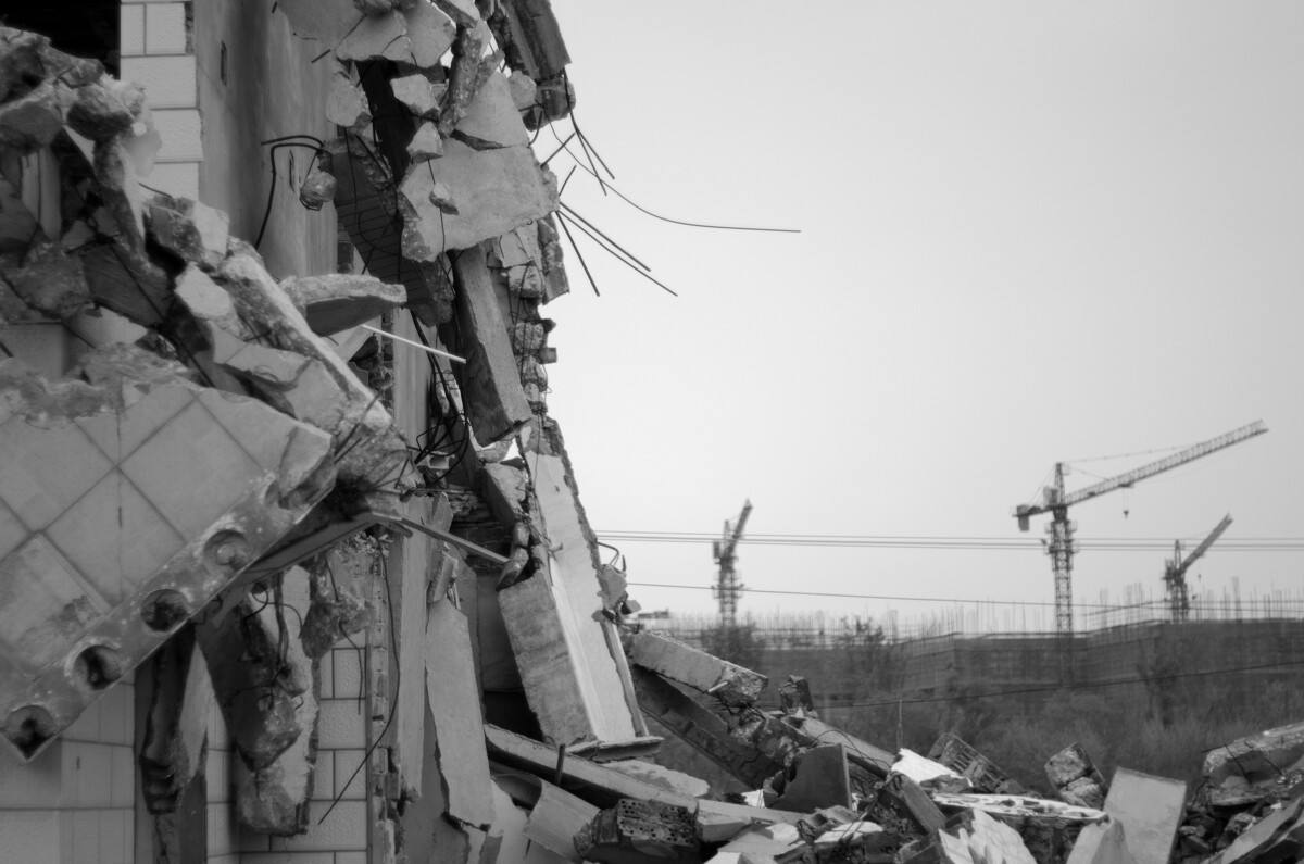 拆迁签协议后不拆了怎么办,签了征拆协议书能反悔吗