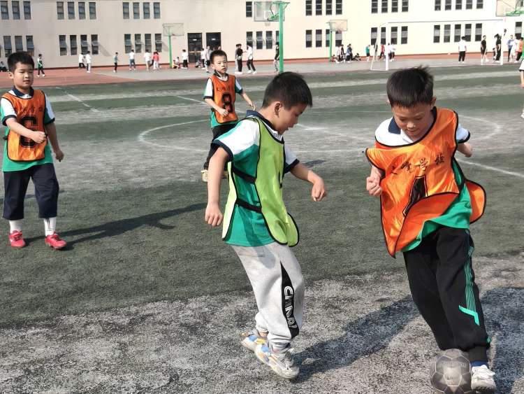 曾都区文峰学校足球联赛,曾都区白云湖小学足球赛