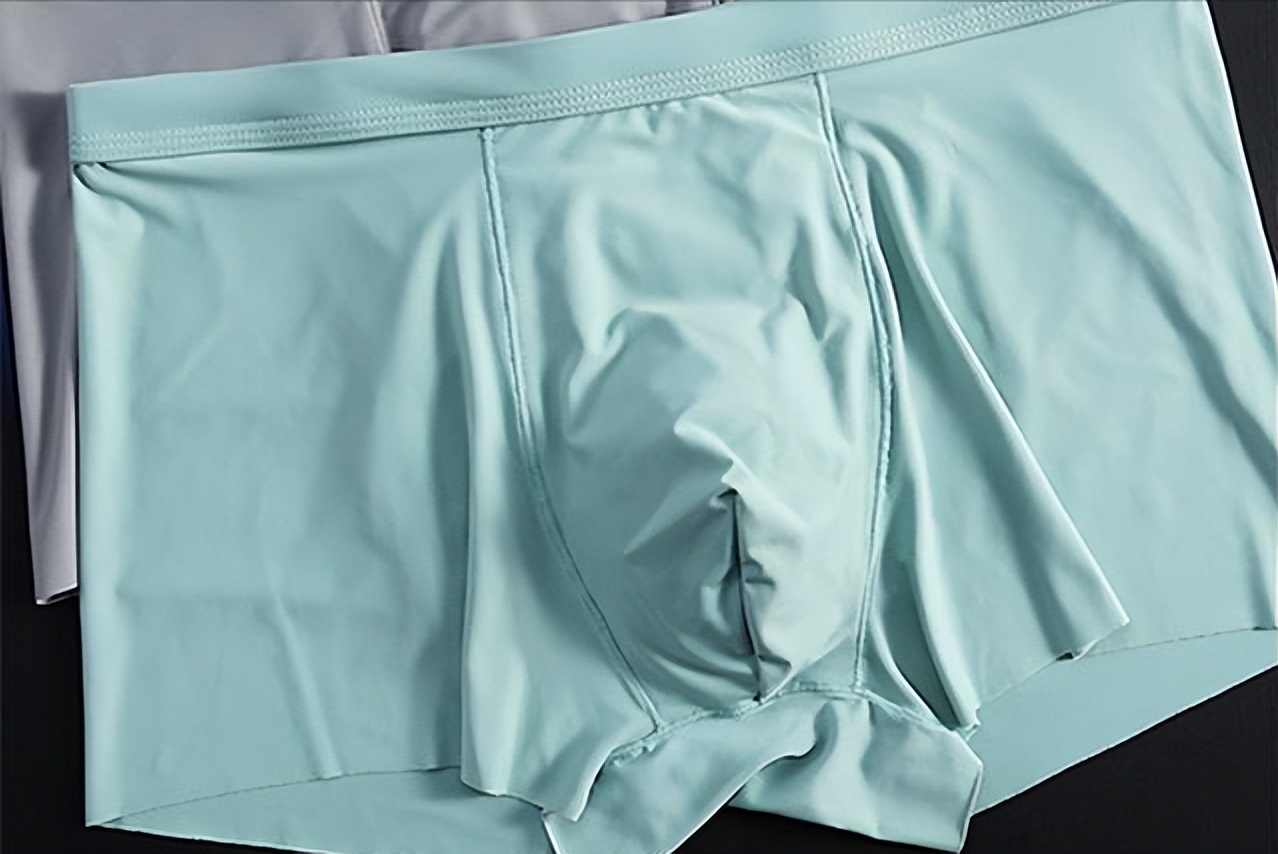 男人的裤裆潮湿是啥原因,男人膀胱潮湿原因