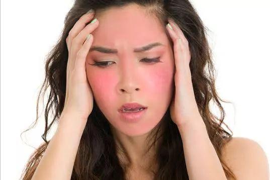 喝酒脸红的人和脸白的人哪个能喝,喝酒脸红的人到底能不能喝科普