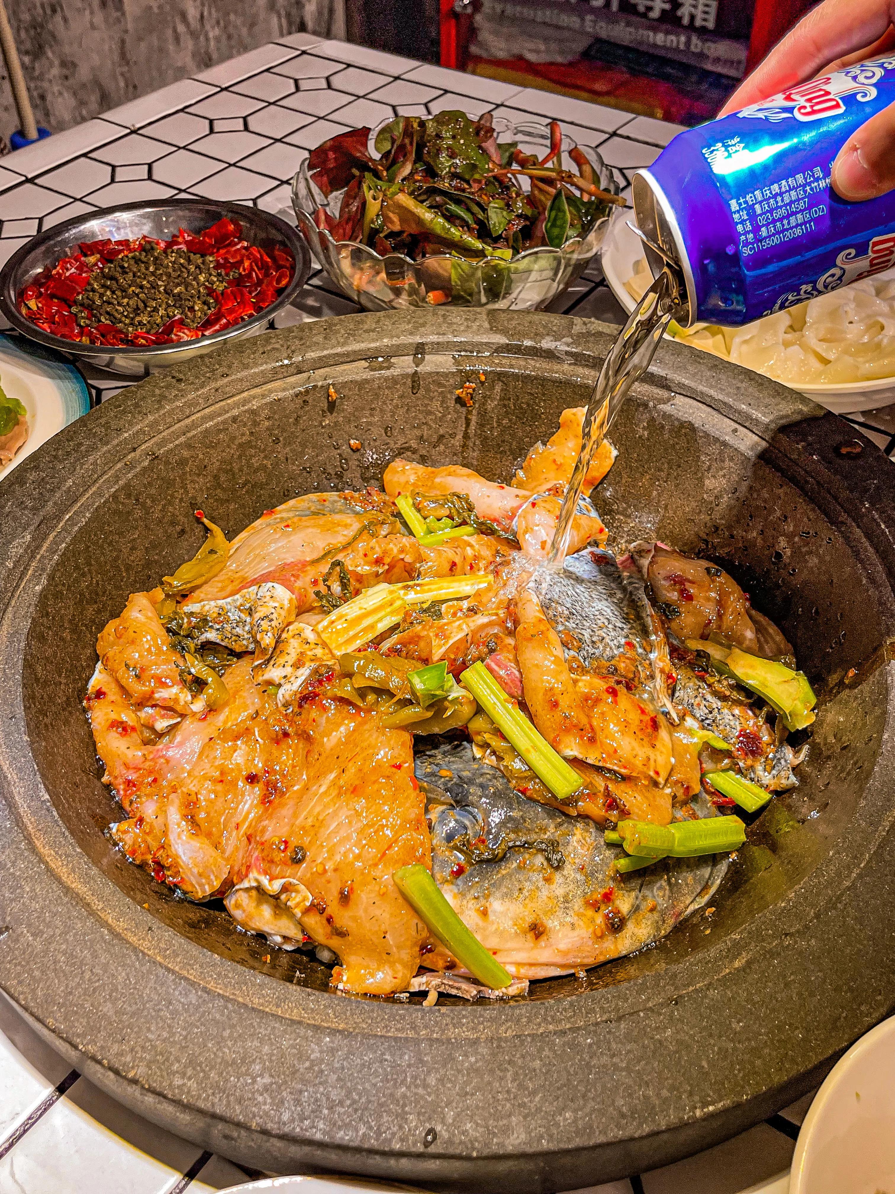 吹爆的火锅店,吹爆这家小店的烤饼味道绝了