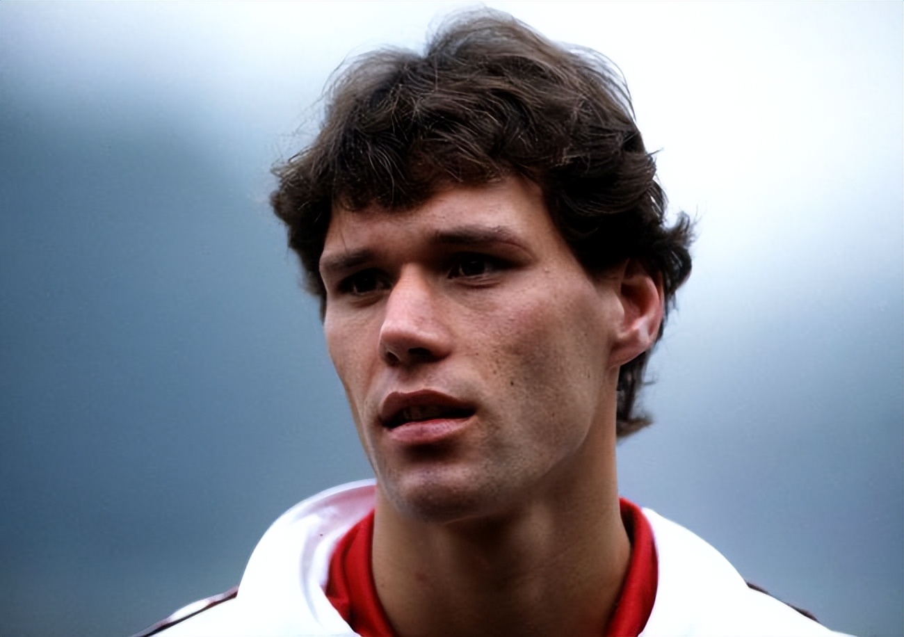 今年没有来世界杯的球星,那些没成名的运动员