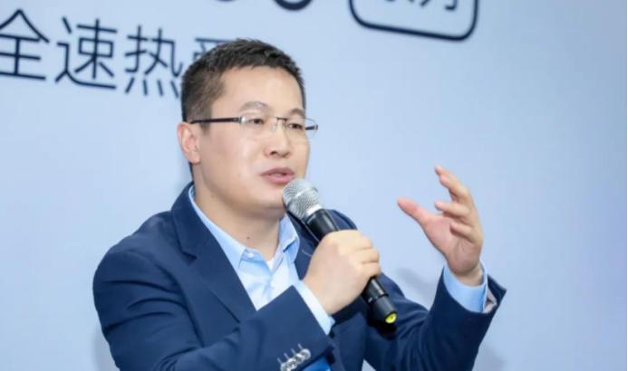 卢伟冰做过几个手机品牌,卢伟冰发布过一亿像素手机