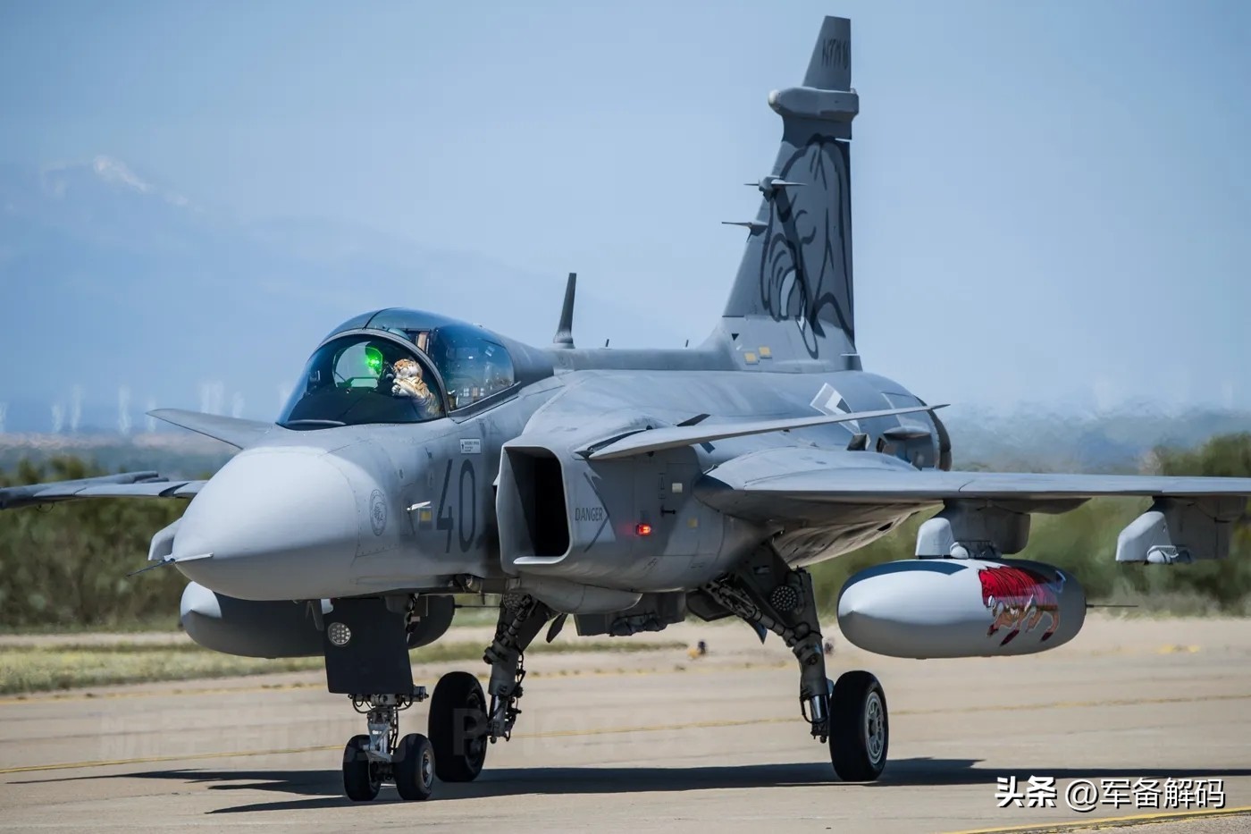 歼10c和空警500同框,泰国歼10c最新订单