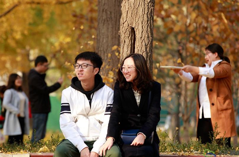 人体润滑剂，对女性伤害大还是对男性？能长期用吗？看完涨知识