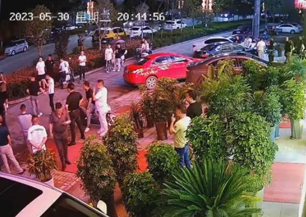 如何看待网络直播的低俗行为,如何看待网络直播的低俗化内容