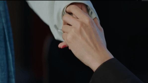 月亮是古往今来锦集，我等于浪漫主义