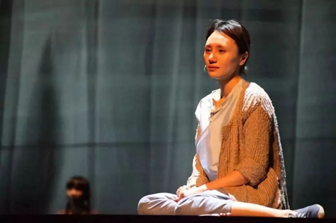 袁泉6根钢钉,袁泉走红毯打了多少明星的脸