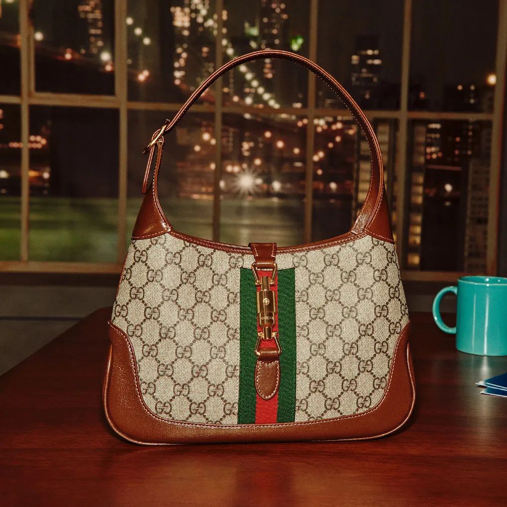 拒绝撞包的奢侈品包,这5款包包背出去一定会被夸好看