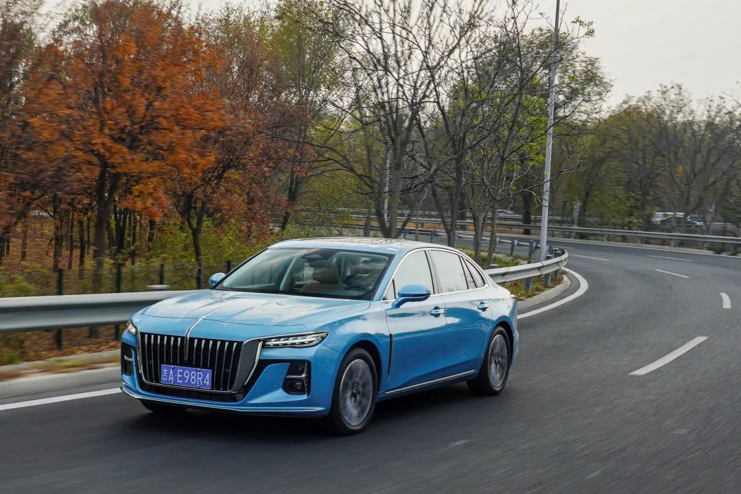 红旗h9油电混动版的多少钱,红旗h9混动价格多少钱