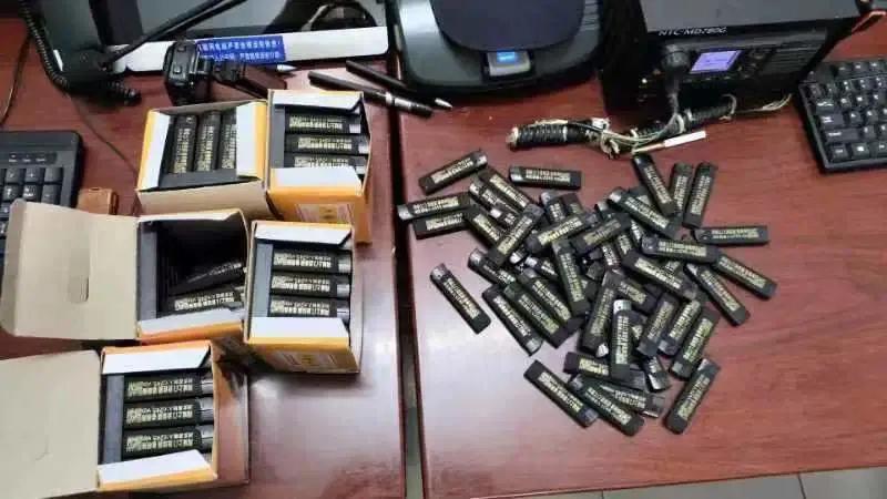 “涉黄”小广告出新花样？抓！