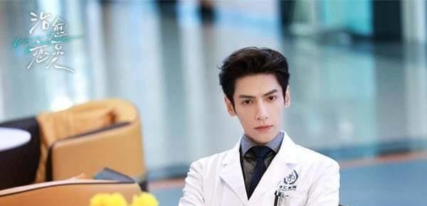 《罕病少女》：外科医生因爱成痴，逆袭治愈系恋人