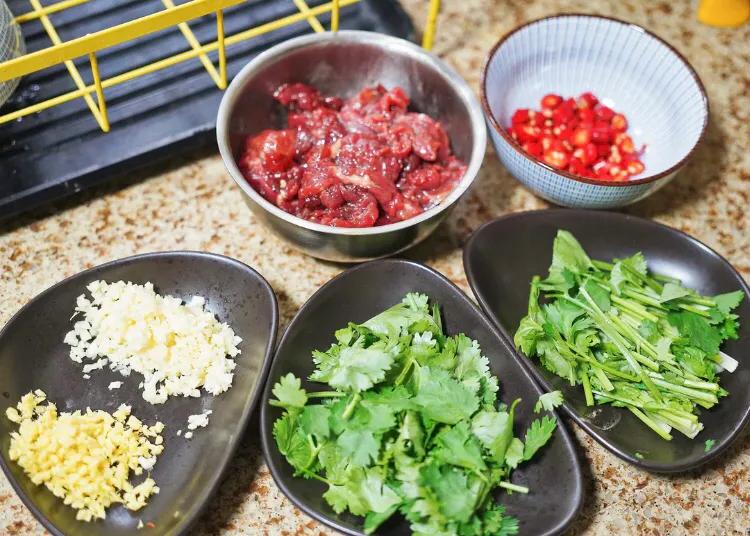 老年人别太节俭多补充这几种食物,老年人真的需要高蛋白食品吗