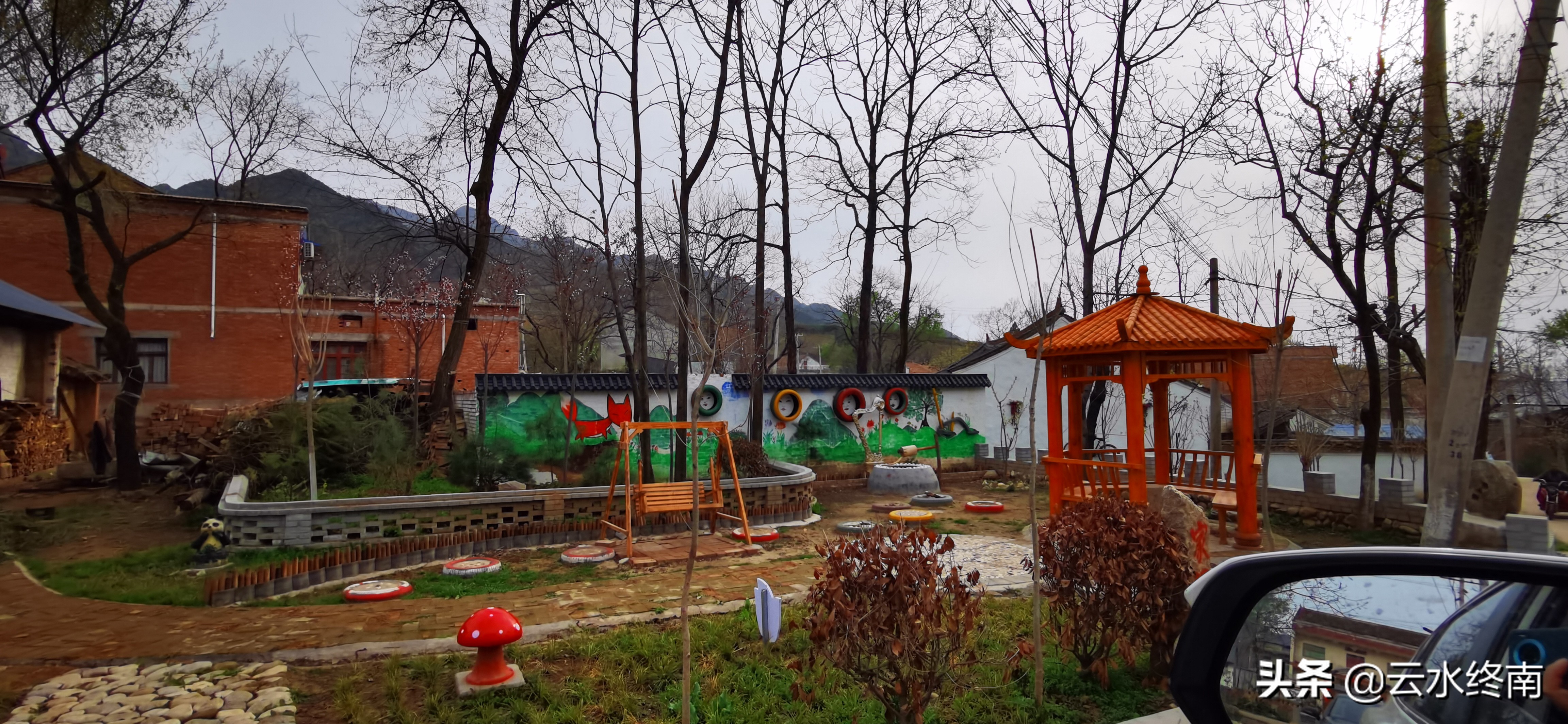 野逛桐花沟，我想欺骗一个老汉却被识破，不料却发现了一个峪口