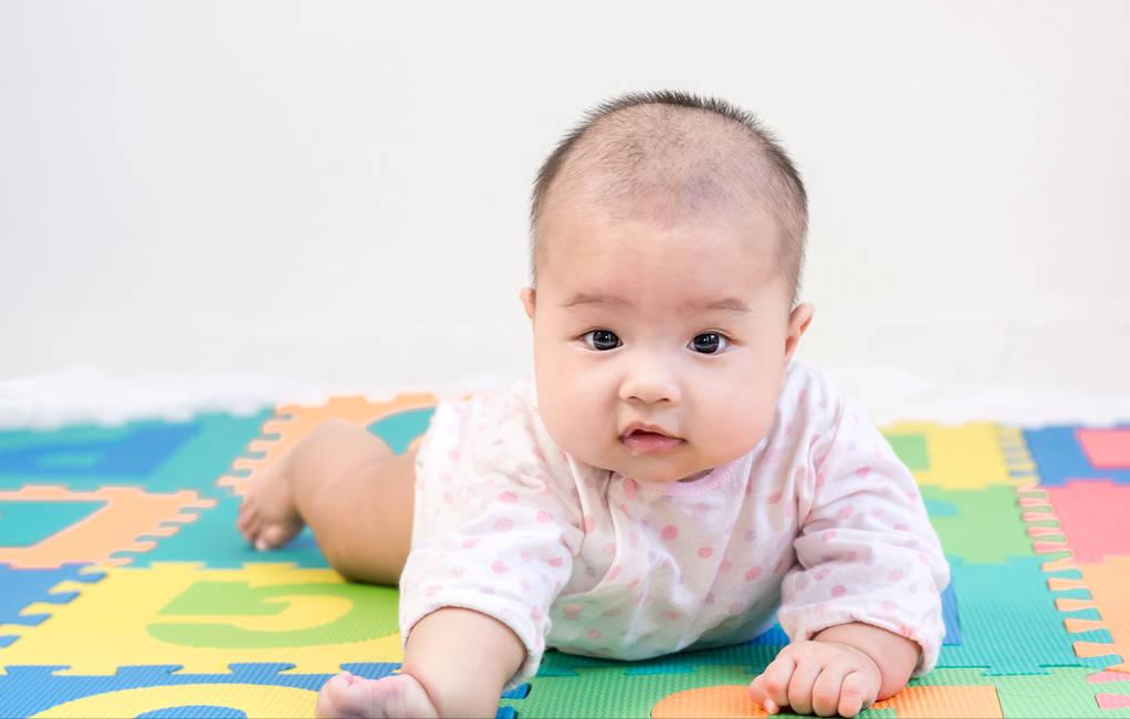宝宝除了长牙流口水还有什么原因,宝宝老是流口水是要长牙吗