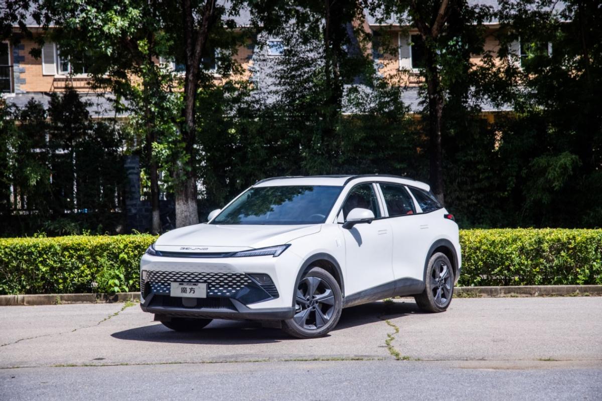 10万内最卷SUV？配行业一流华为鸿蒙OS，带你看北汽魔方