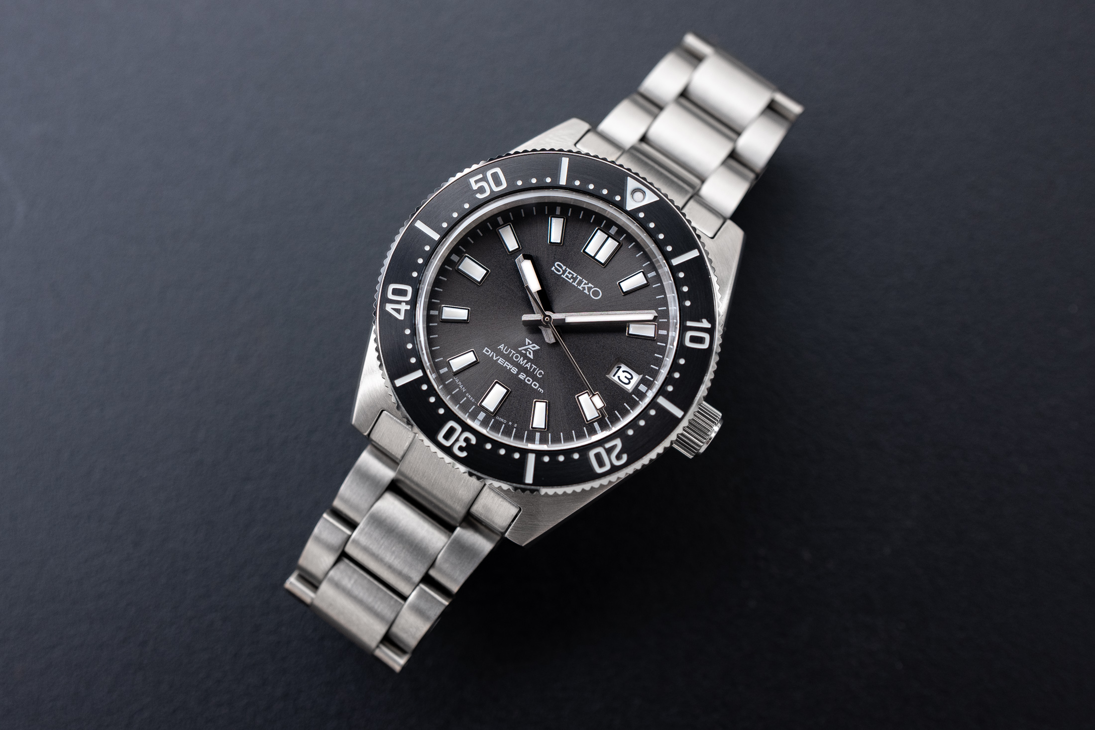 潜水表和普通表哪个好看,2019男士入门级潜水表推荐