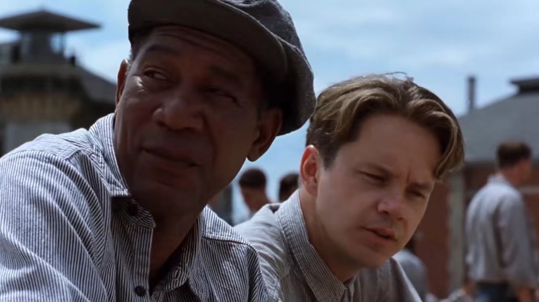 肖申克的救赎人生就只有两种选择,在肖申克的救赎中有一句经典台词