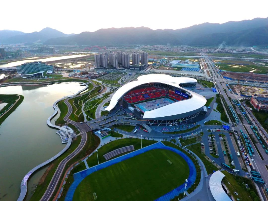 广东省龙狮锦标赛一等奖,肇庆市鼎湖方世玉龙狮团