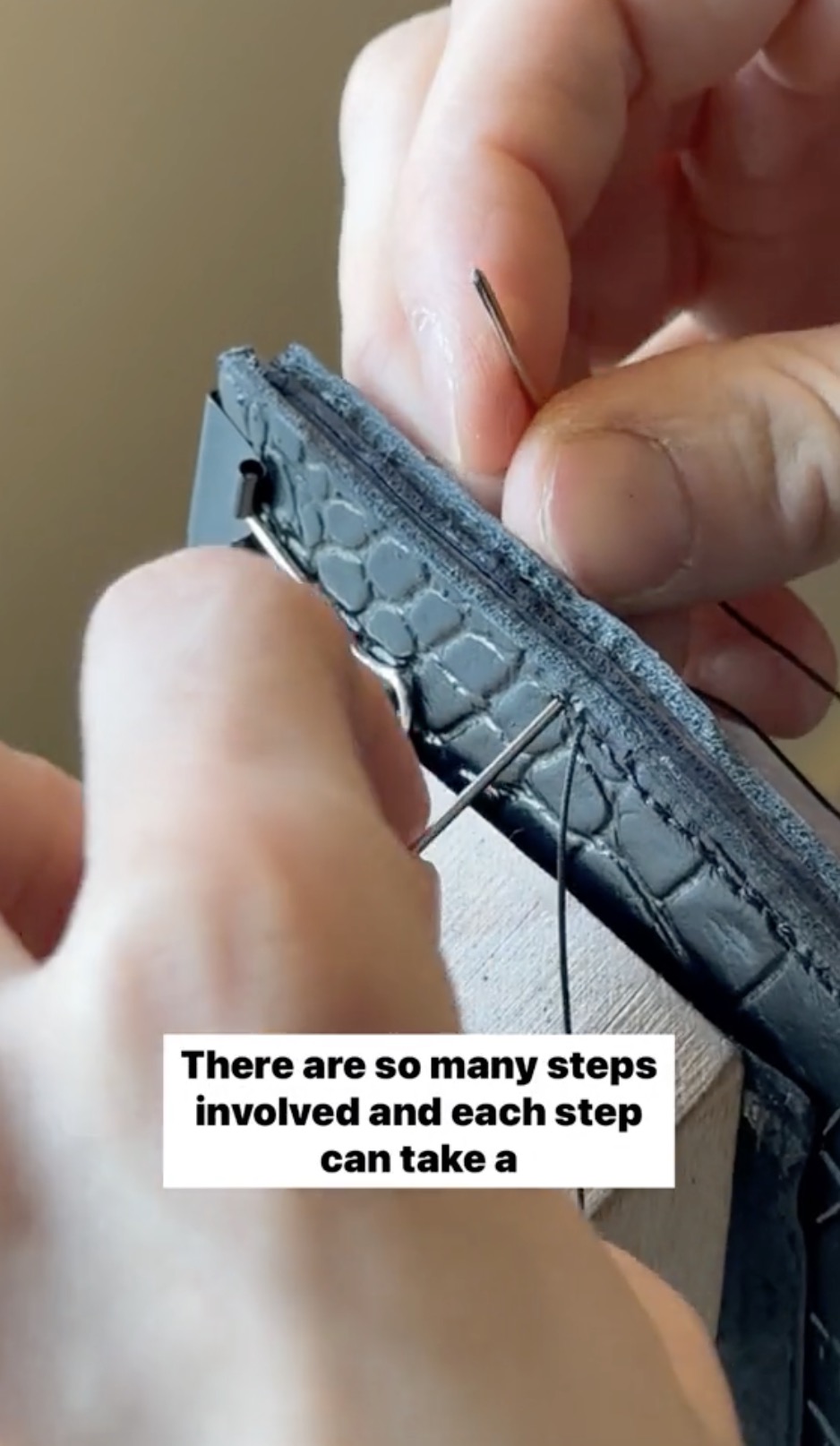 亚裔小哥花400刀手工制*爱作**马仕包送女友，网友为此吵翻！