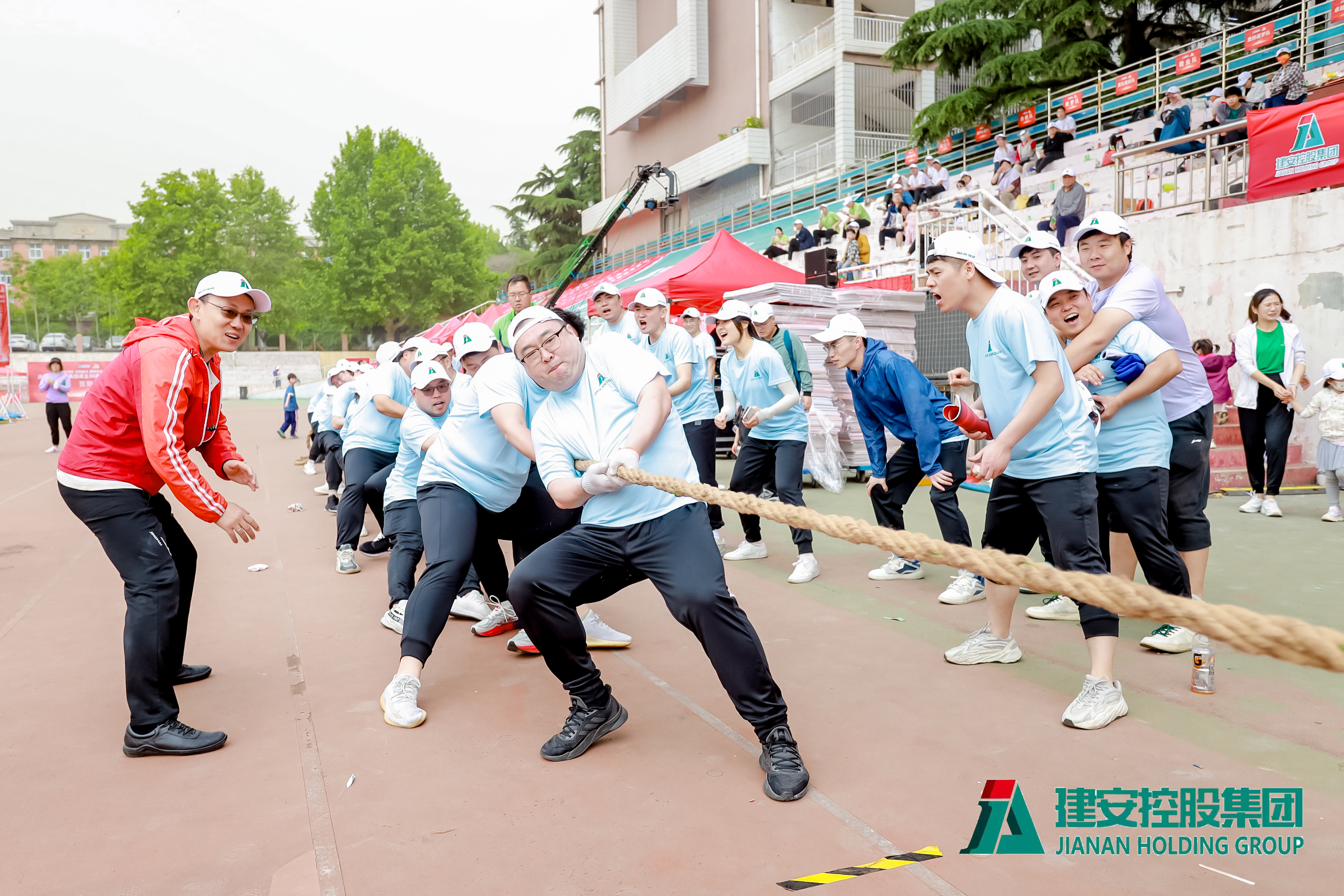 庆祝集团成立二十周年文艺汇演,集团第十二届职工运动会圆满结束