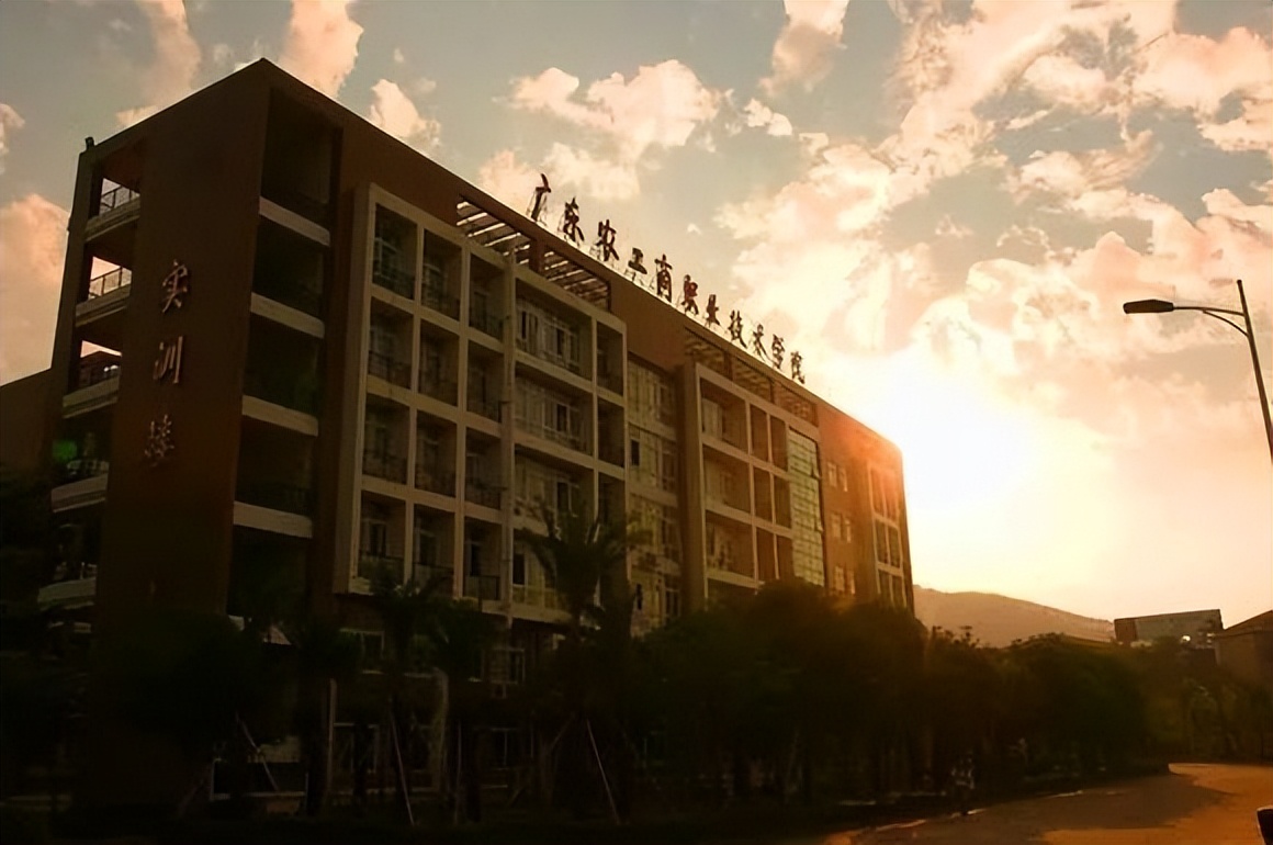 广州市公办高职国家级重点学校,广州市最好的大专学校排名一览表