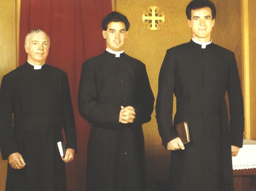 俄罗斯高加索教会案例,19世纪的教会教育包括