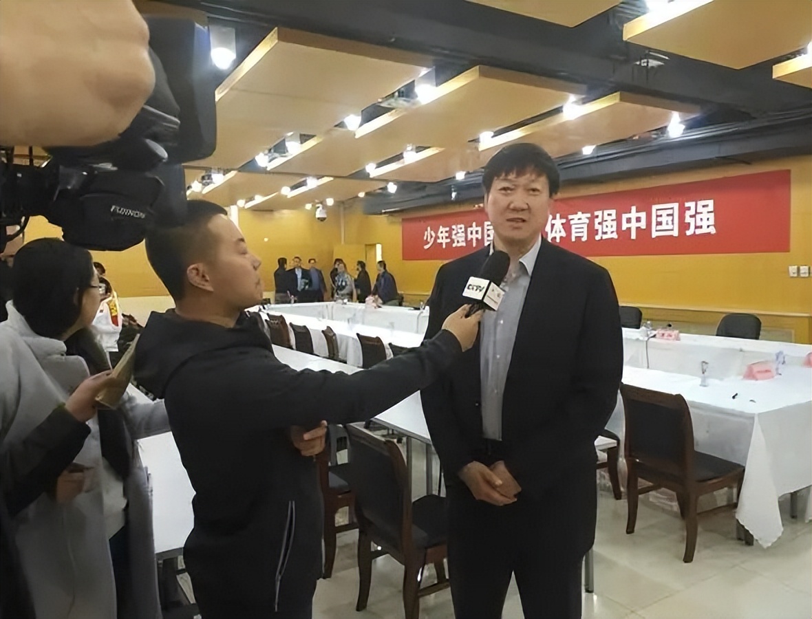 村超比赛停了吗,球迷对村超的看法