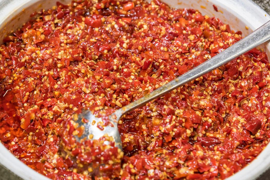 夏天做剁椒好吗,剁椒酱最正宗的做法不带油不带酒